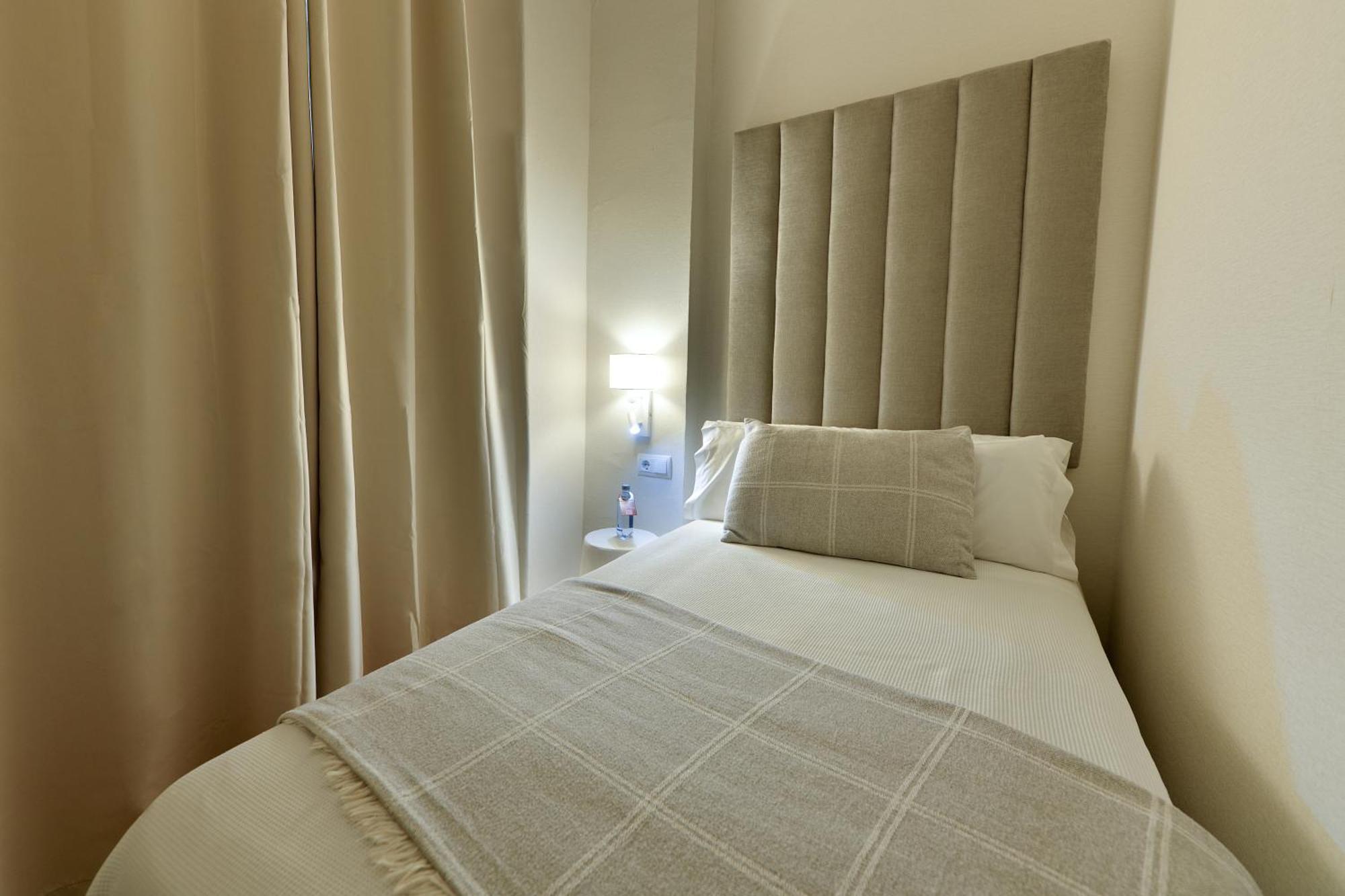 Small Single Room